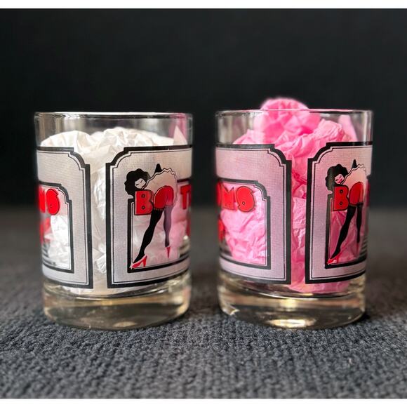 Vintage “Bottoms Up” Pin-Up Bar Glasses – Risqué 1950s Style Set of 2 (TWO) - Picture 4 of 9